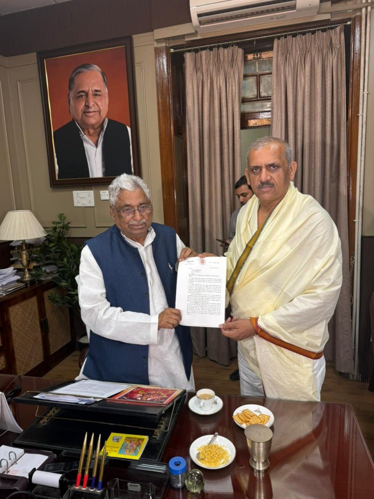 परमट प्राथमिक विद्यालय मामले का तीन दिन में समाधान न हुआ तो कानपुर आएंगे माता प्रसाद पांडेय