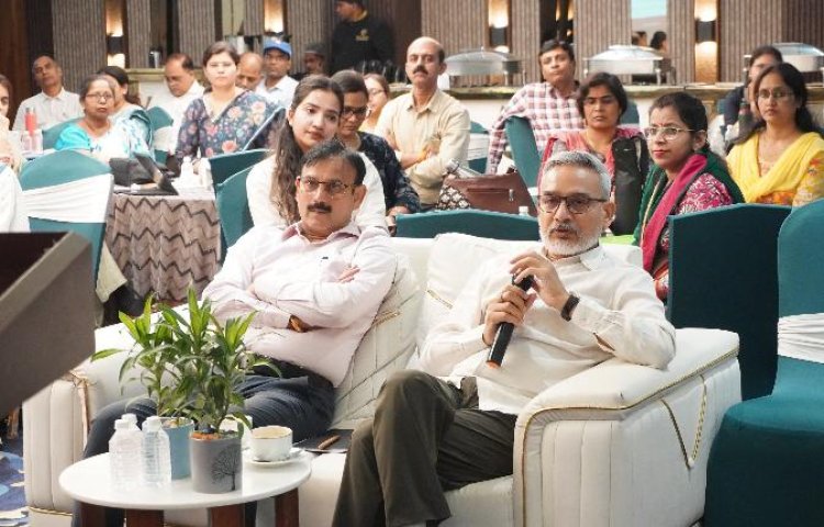 पाठ्यपुस्तकें विद्यार्थियों के सीखने का सबसे महत्वपूर्ण माध्यम : भगवती सिंह