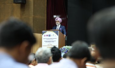 उपराज्यपाल दिल्ली स्कूल ऑफ इकोनॉमिक्स के सीडीई-आईईडीएस अंतरराष्ट्रीय सम्मेलन में हुए शामिल