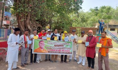 योगी के जन्म दिवस पर बुंदेलों ने लहू से लिखे 54 बधाई संदेश, दी अनोखी बधाई
