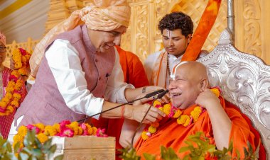 स्वदेशी संसाधनों से जुड़े ऐसे विकल्प गढ़ने होंगे जो संकट के समय हमारी अर्थव्यवस्था को गतिमान रखें : राजनाथ सिंह