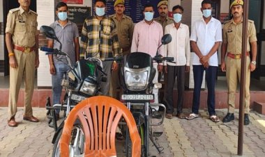 बिजनौर में बस यात्रियों को लूटने वाले पांच बदमाश गिरफ्तार, तीन फरार
