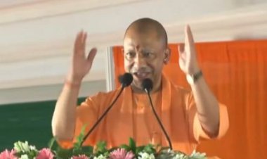 डबल इंजन की सरकार के साथ चलिए आजमगढ़ को हम सुरक्षित और समृद्ध बनायेंगे : मुख्यमंत्री योगी