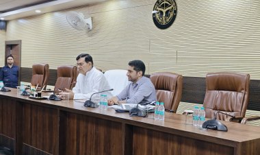 वाराणसी में अब गलियों की सफाई से लेकर सड़कों के गड्ढों पर रहेगी कैमरे नजर