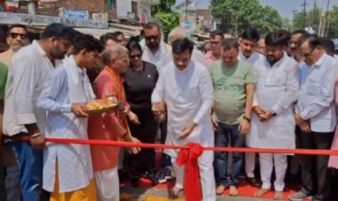 बहराइच : रेलवे ओवरब्रिज को सांसद डॉ आनन्द गोंड ने किया लोकार्पित, बोले- जाम से मिलेगी मुक्ति