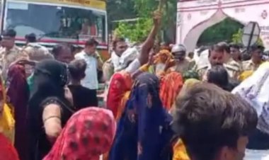 स्कूल जा रहे छात्र को टैंकर ने रौंदा, मौत के बाद हाईवे पर दो घंटे जाम