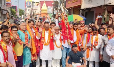 काशी से अमरनाथ यात्रा के लिए पहला जत्था रवाना, सेवादारों ने संभाली सेवा की कमान
