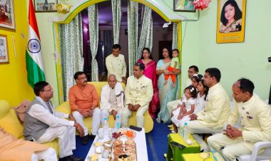 भाजपा प्रदेश अध्यक्ष पंकज चौधरी ने प्रखर समाजवादी चिंतक डॉ. राम मनोहर लोहिया के परिजनों से की भेंट