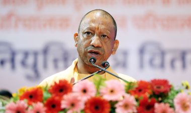 कांग्रेस के पापाें के कारण पाकिस्तान और बांग्लादेश बना: योगी आदित्यनाथ