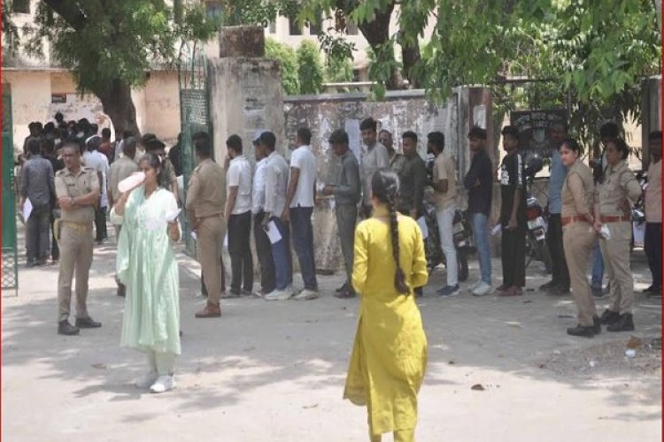 पुलिस भर्ती परीक्षा के दूसरे दिन 7.32 लाख अभ्यर्थी हुए शामिल, नकल और फर्जीवाड़े पर योगी सरकार का सख्त शिकंजा