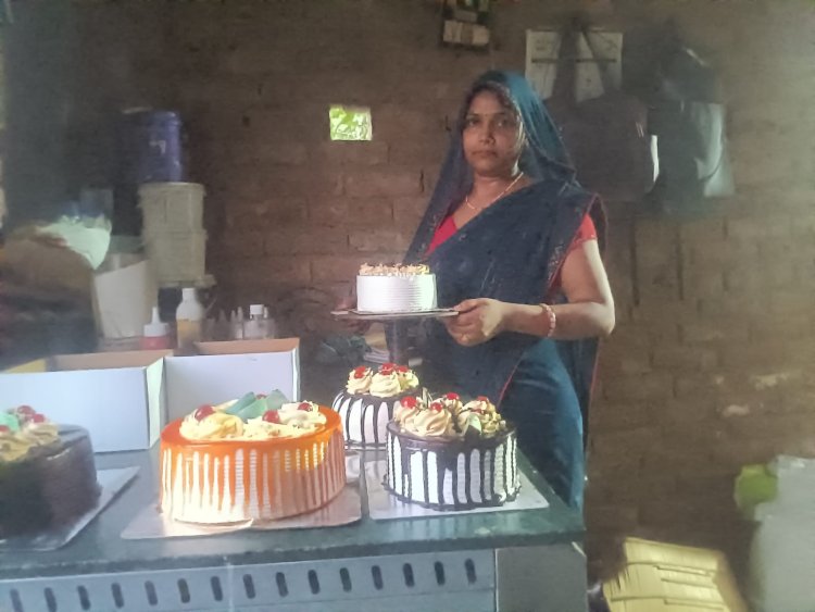 उत्तर प्रदेश राज्य ग्रामीण आजीविका मिशन से बदली ममता गुप्ता की जिंदगी, बनीं ग्रामीण महिलाओं के लिए प्रेरणा