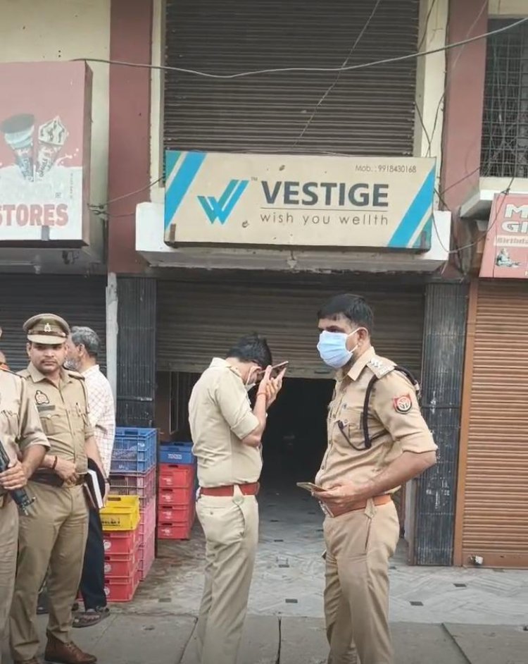 हीवेट चौराहा हत्याकांड: बहू और महिला मित्र की तलाश में पुलिस की ताबड़तोड़ दबिश