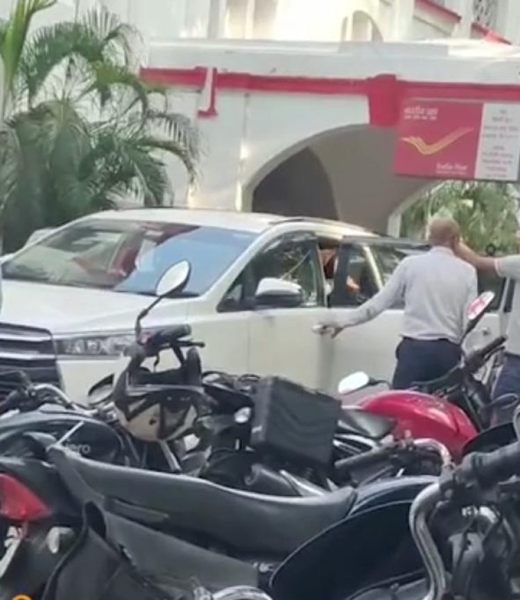 प्रयागराज प्रधान डाकघर में सीबीआई की बड़ी कार्रवाई : एक्सईएन आशीष अग्रवाल डेढ़ लाख की रिश्वत लेते गिरफ्तार