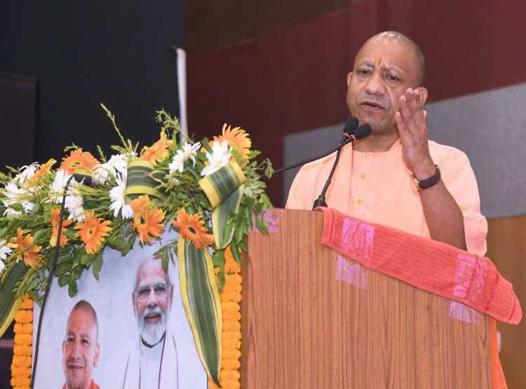 बाबा विश्वनाथ व मां गंगा ने प्रधानमंत्री मोदी को दिया गरीबों की पीड़ा समाप्त करने का सामर्थ्यः मुख्यमंत्री योगी