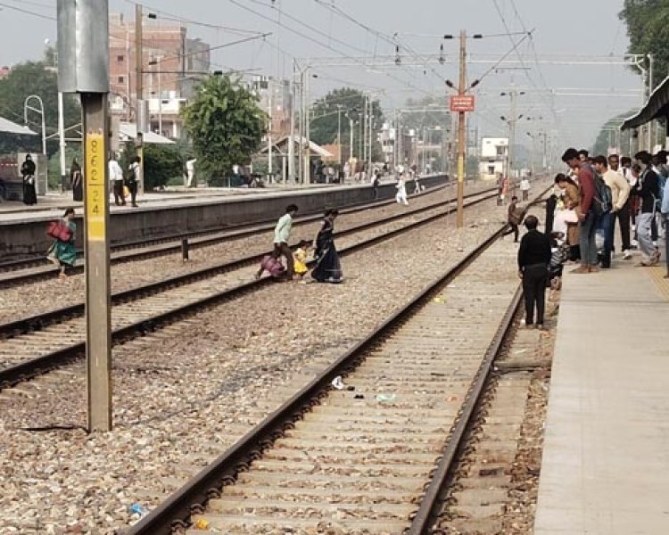 अनधिकृत रूप से रेलवे ट्रैक पार करने पर जनवरी से 21 जून तक 973 लोग गिरफ्तार