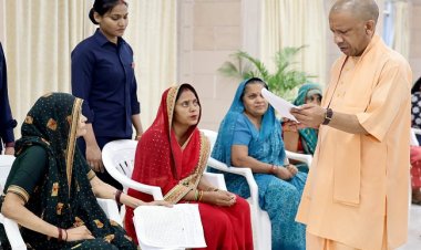 नर सेवा को नारायण सेवा मानकर 25 करोड़ प्रदेशवासियों के हित के लिए कार्य कर रही सरकार : मुख्यमंत्री याेगी