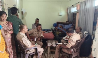 मकान में घुसे चोरों ने लाखों के जेवर व नकदी लेकर फरार, सीसीटीवी में कैद हुए आरोपित