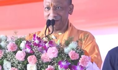 मुख्यमंत्री योगी ने जापान का उदाहरण देकर छात्राें को दिया आत्म अनुशासन व परिश्रम का मंत्र