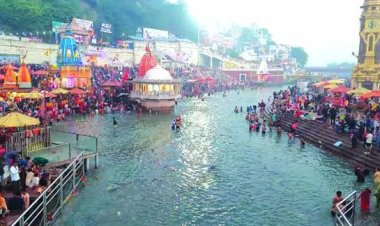 हरिद्वार में उल्लास पूर्वक मना गुरु पूर्णिमा पर्व, संतों ने कहा- गुरु ही जीवन का आधार, श्रद्धा से ही मिलती है मुक्ति
