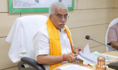 रेशम क्षेत्र बना रहा आत्मनिर्भरता और रोजगार का मजबूत आधार : राकेश सचान