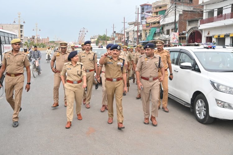 सावन से पहले एक्शन मोड में वाराणसी पुलिस, पुलिस कमिश्नर मोहित अग्रवाल ने कांवड़ मार्गों का किया निरीक्षण