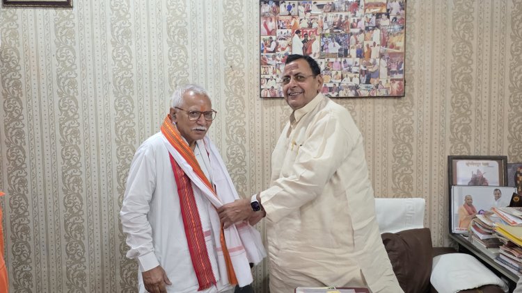 प्रांत संघचालक अंगराज ने मां विंध्यवासिनी के दरबार में टेका मत्था