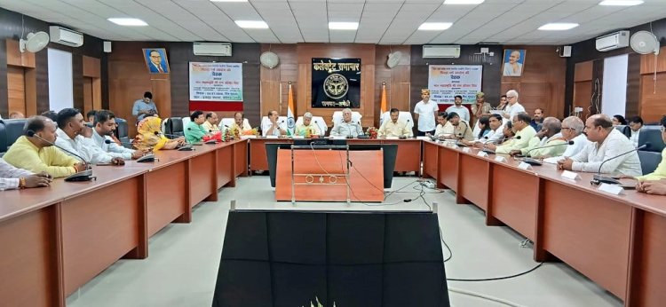पिछड़ा वर्ग आयोग ने अमेठी में जुटाए आरक्षण संबंधी सुझाव