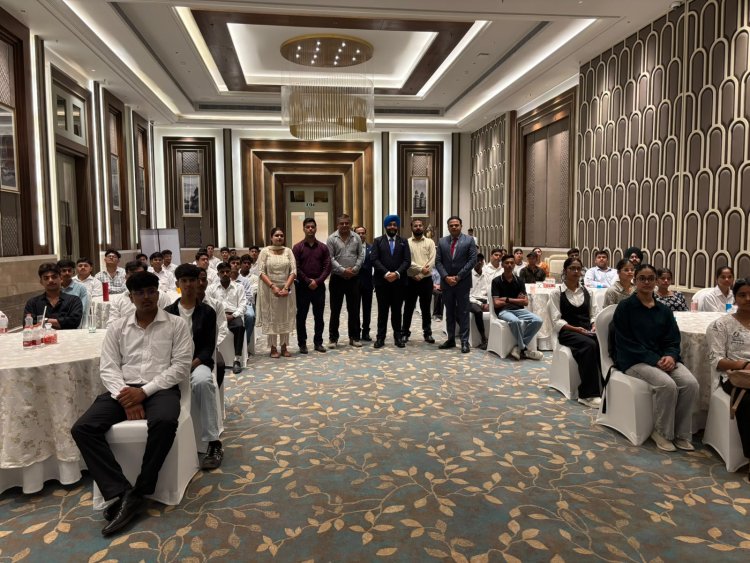 औद्योगिक भ्रमण से विद्यार्थियों को होटल उद्योग की कार्यप्रणाली समझने का मिलता है अवसर : प्रो. विनय कुमार पाठक