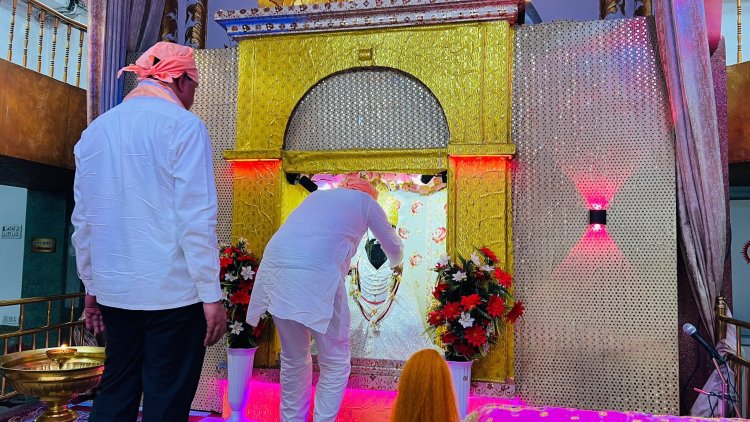 भाजपा प्रदेश संगठन महामंत्री ने संत शिरोमणि गुरू रविदास के मंदिर में टेका मत्था