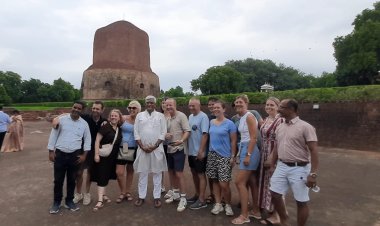 केंद्रीय मंत्री गजेंद्र सिंह शेखावत ने किया सारनाथ का भ्रमण, विश्व धरोहर का दर्जा मिलने पर जताई खुशी