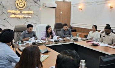 नोएडा के 7 निजी स्कूलों पर 1-1 लाख का जुर्माना, फीस बढ़ाने पर प्रशासन की बड़ी कार्रवाई
