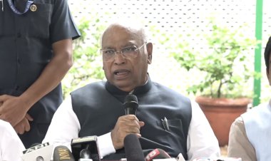 छात्रों पर कार्रवाई को लेकर प्रधानमंत्री मांगें माफी, गृहमंत्री संसद में दें जवाब : खरगे