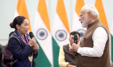 पीएम मोदी से मुलाकात के बाद बोलीं मीराबाई चानू, ‘और मेहनत करने की प्रेरणा मिलेगी’