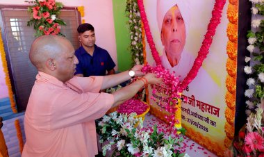 मुख्यमंत्री योगी  ने अयोध्या में ब्रह्मलीन महंत परमहंस रामचंद्र दास महाराज की पुण्यतिथि पर अर्पित की श्रद्धांजलि