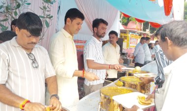सावन में सेवा और भक्ति से मजबूत होती है भाईचारे की भावना : रवि बाजपेयी