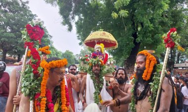 वाराणसी : ससुराल में सपरिवार पहुंचे चंद्रमौलीश्वर, बौद्ध परिपथ पर गूंजा हर-हर महादेव