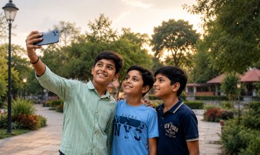 बच्चों में बढ़ रहा iPhone का क्रेज, कहीं महंगा फोन जुनून तो नहीं बन रहा? सोशल मीडिया ने बढ़ाई चिंता