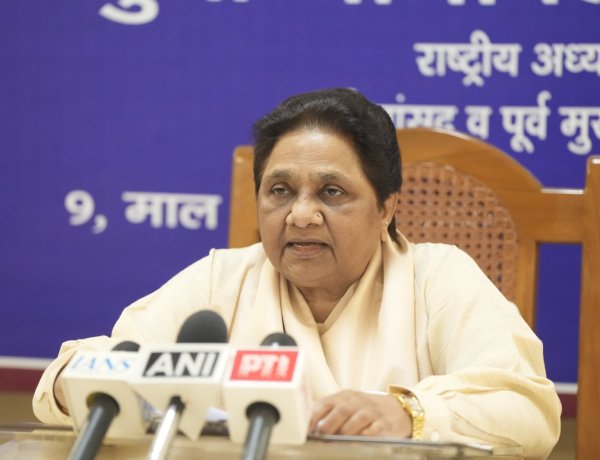 मायावती ने जेन-जी से भाजपा और कांग्रेस से दूर रहने की अपील