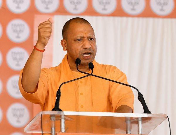 यूपी में अब और गहन होगी पेयजल जांच, पानी में माइक्रोप्लास्टिक और PFAS की भी होगी पड़ताल