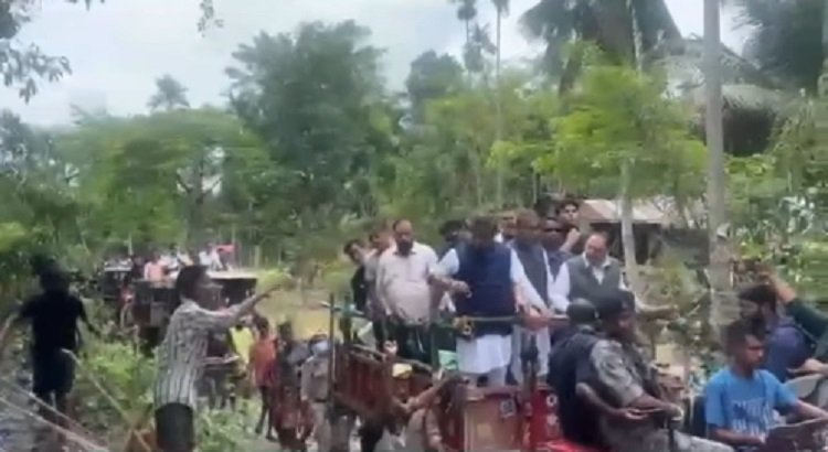 असम के सर्वाधिक बाढ़ प्रभावित नेपाली खूंटी का जेपी नड्डा ने किया दौरा, प्रभावितों को हर संभव मदद का भरोसा