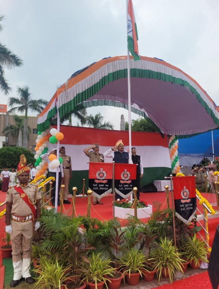 स्वतंत्रता सेनानियों के बलिदान से प्रेरणा लेकर कर्तव्यों के प्रति समर्पित हों : रजनीश अग्रवाल