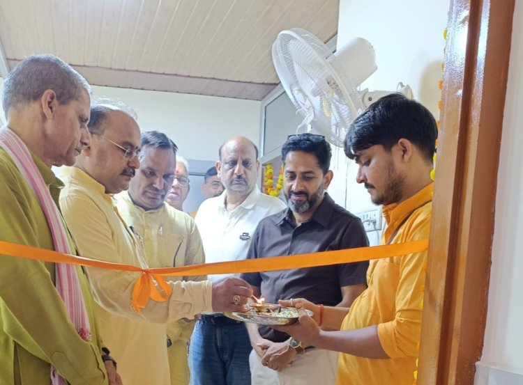 लखनऊ : भूकंपरोधी तकनीक से बनेगा सरस्वती शिशु मंदिर का नवीन भवन, भूमि पूजन कर रखी गयी आधारशिला