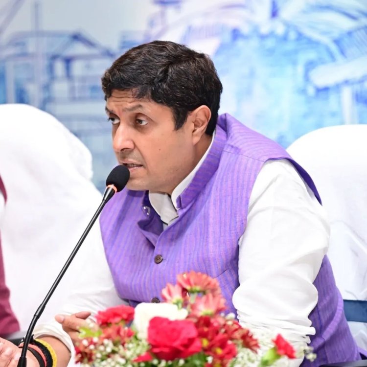 शिक्षा पर 18% GST को लेकर भड़के उज्ज्वल रमण सिंह! बोले- स्कूलों और अभिभावकों पर बढ़ेगा बोझ