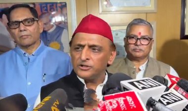 शिक्षक ही भविष्य के निर्माता, सत्ता में आए तो बंद स्कूल खोलेंगे: अखिलेश यादव