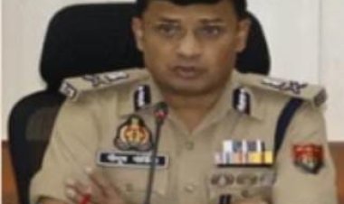 प्रयागराज में 42 पुलिसकर्मी लाइन हाजिर, VIP ड्यूटी में निर्देशों के उल्लंघन पर कार्रवाई