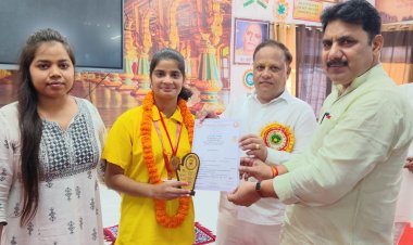 राष्ट्रीय ताइक्वांडो प्रतियोगिता में शीतल शुक्ला ने जीता स्वर्ण, ज्वाला देवी स्कूल में हुआ सम्मान