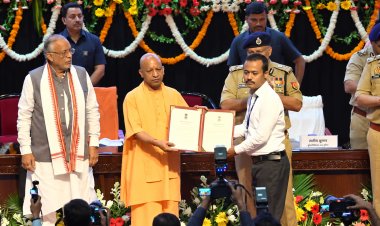 यूपी पुलिस भर्ती: सीएम योगी ने 912 चयनित अभ्यर्थियों को वितरित किए नियुक्ति-पत्र