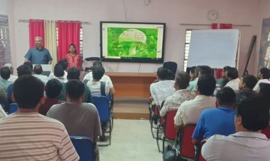 कम लागत और कम जगह में मशरूम उत्पादन से अच्छी कमाई संभव: डॉ. मुकेश श्रीवास्तव