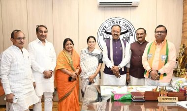 केशव मौर्य ने प्रयागराज-कौशांबी BJP पदाधिकारियों से की बैठक, बूथ स्तर पर सक्रियता बढ़ाने पर जोर