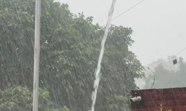 काशी में मौसम ने बदला मिजाज, धूप के साथ फुहार और रिमझिम बारिश; हथिया नक्षत्र का भी असर
